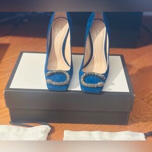 Pre-Owned Gucci Blue Suede Crystal GG Buckle Pumps – Size 6.5